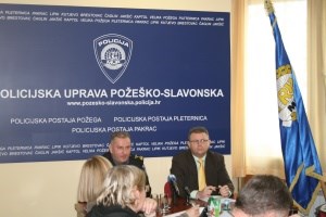 Slika 2014/Godišnja konferencija/Picture 018w1.jpg